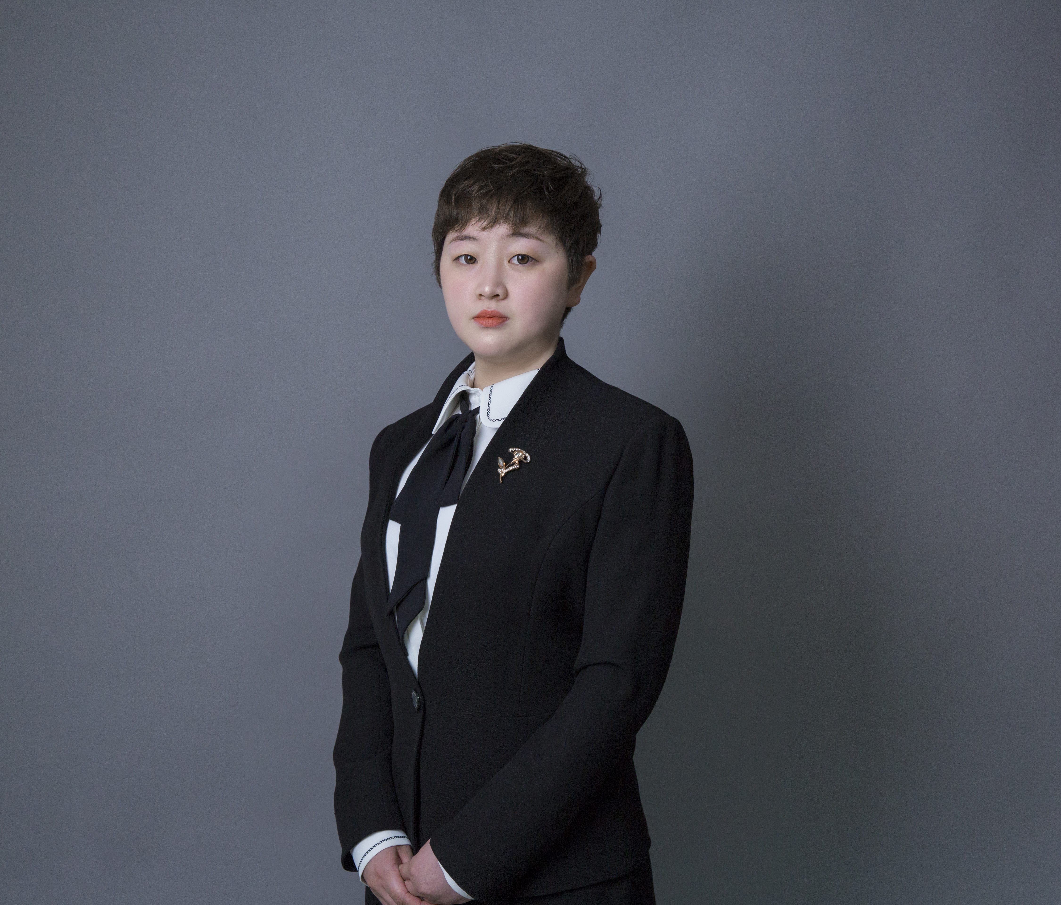 李佳育