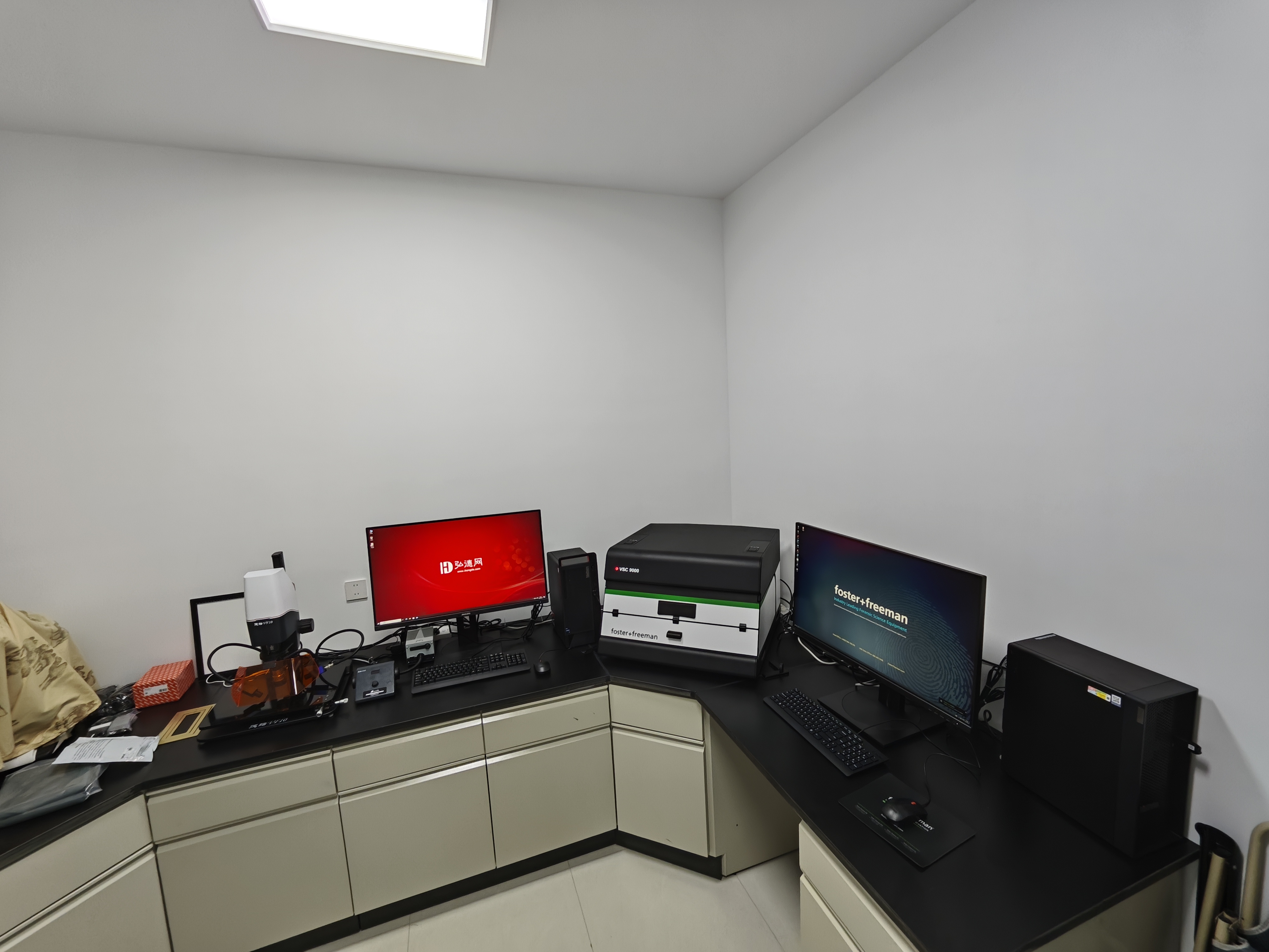 VSC9000PRO超级文检工作站、VF10朱墨时序检验仪成功落户 浙江光华司法鉴定中心