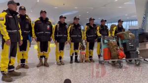 中国首支社会救援队携带搜救犬赴土耳其参与救援工作
