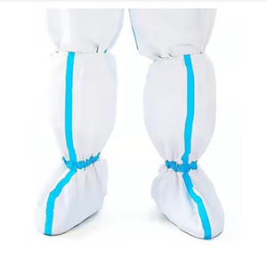 产品名称：一次性覆膜防水靴套、无纺布鞋套、
材质：覆膜防水材质
颜色：白色