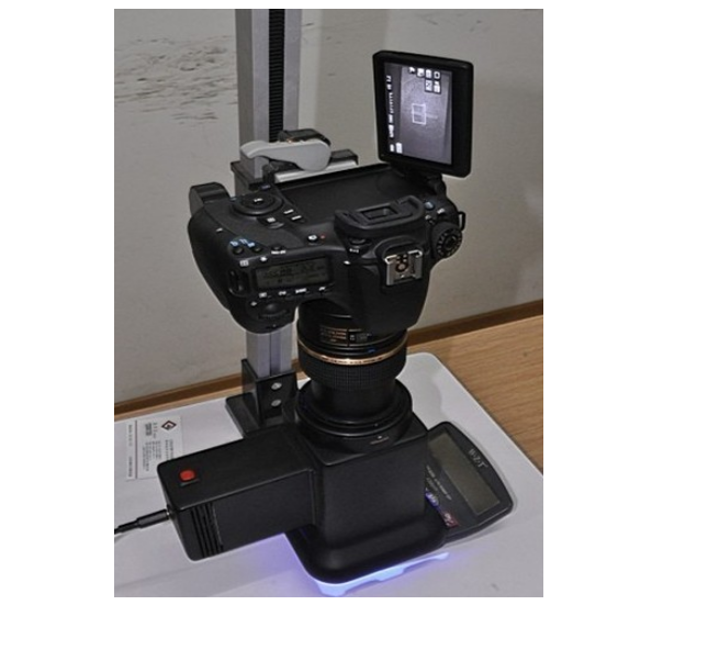 DGN-123型便携式多功能现场指纹拍照装置 