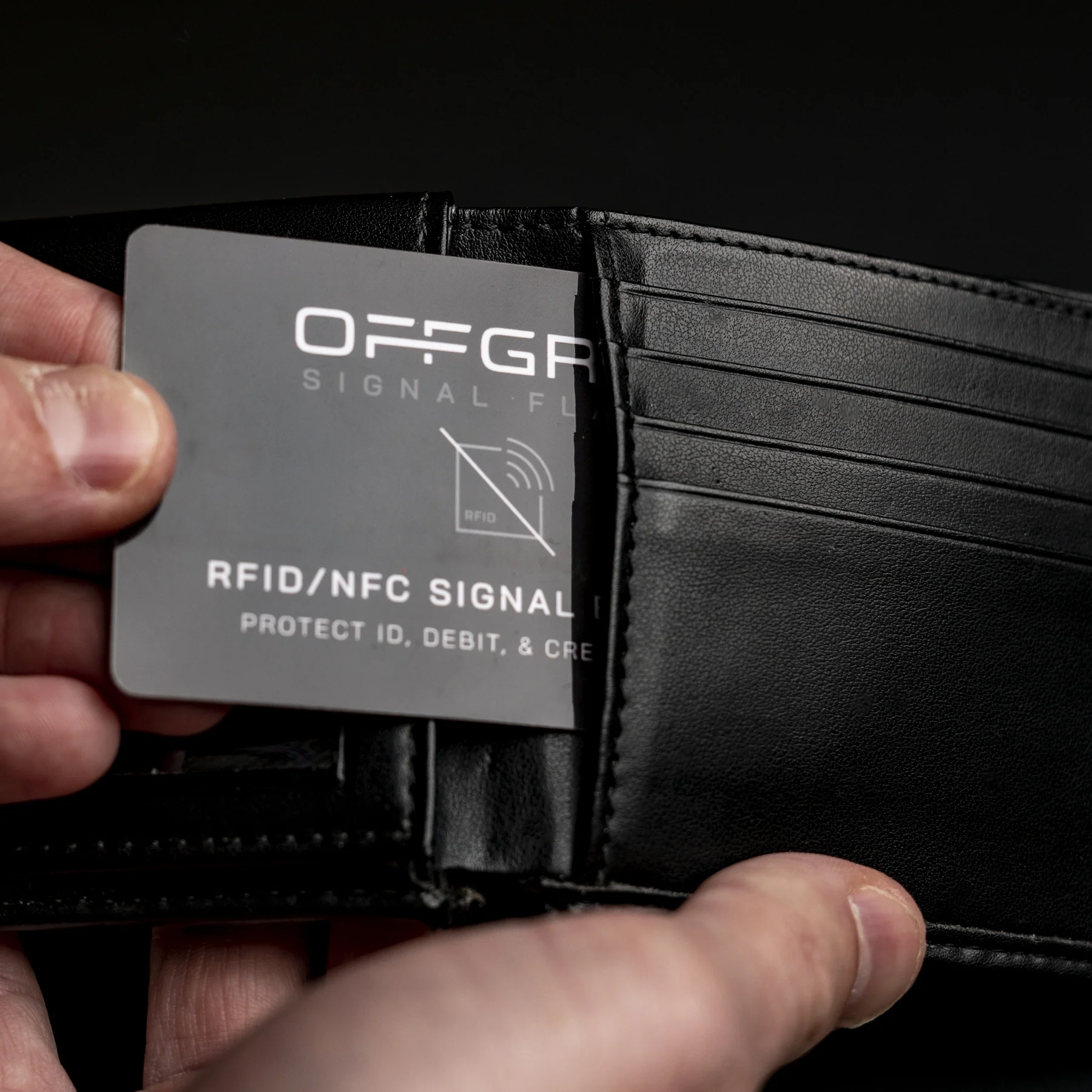 【预售】OFFGRID黑盾RFID/NFC信号阻断卡/信号屏蔽卡/信用卡防误刷2张/套