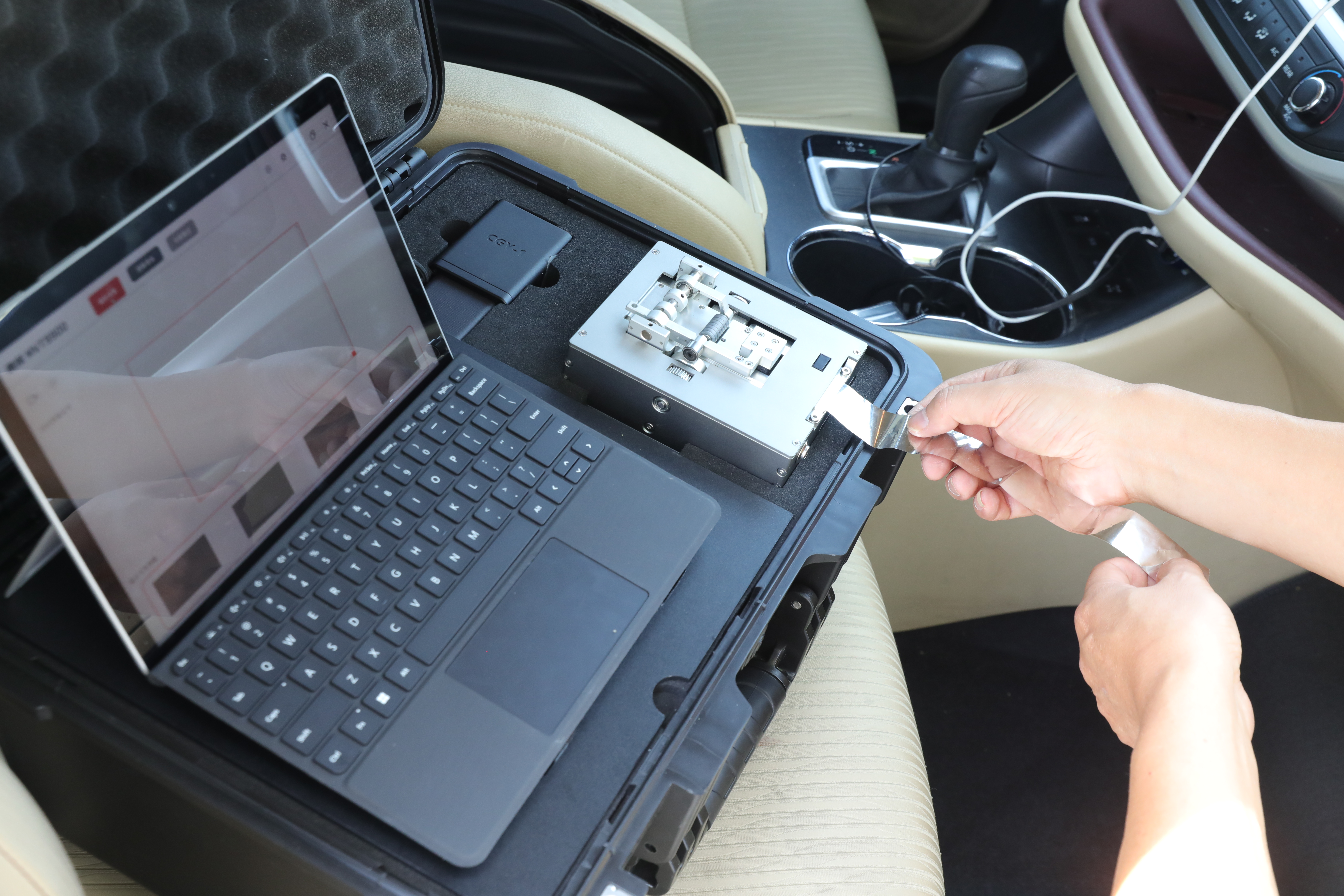 鹰探MVT9900汽车VIN码无损检测仪/金属钢印磁光成像仪/金属钢印号码消退显现设备